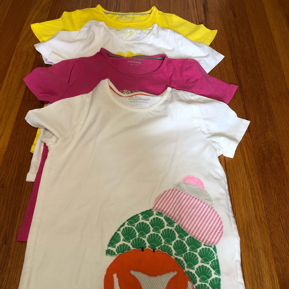 Mini Boden girls size 9-10 short sleeve t-shirts